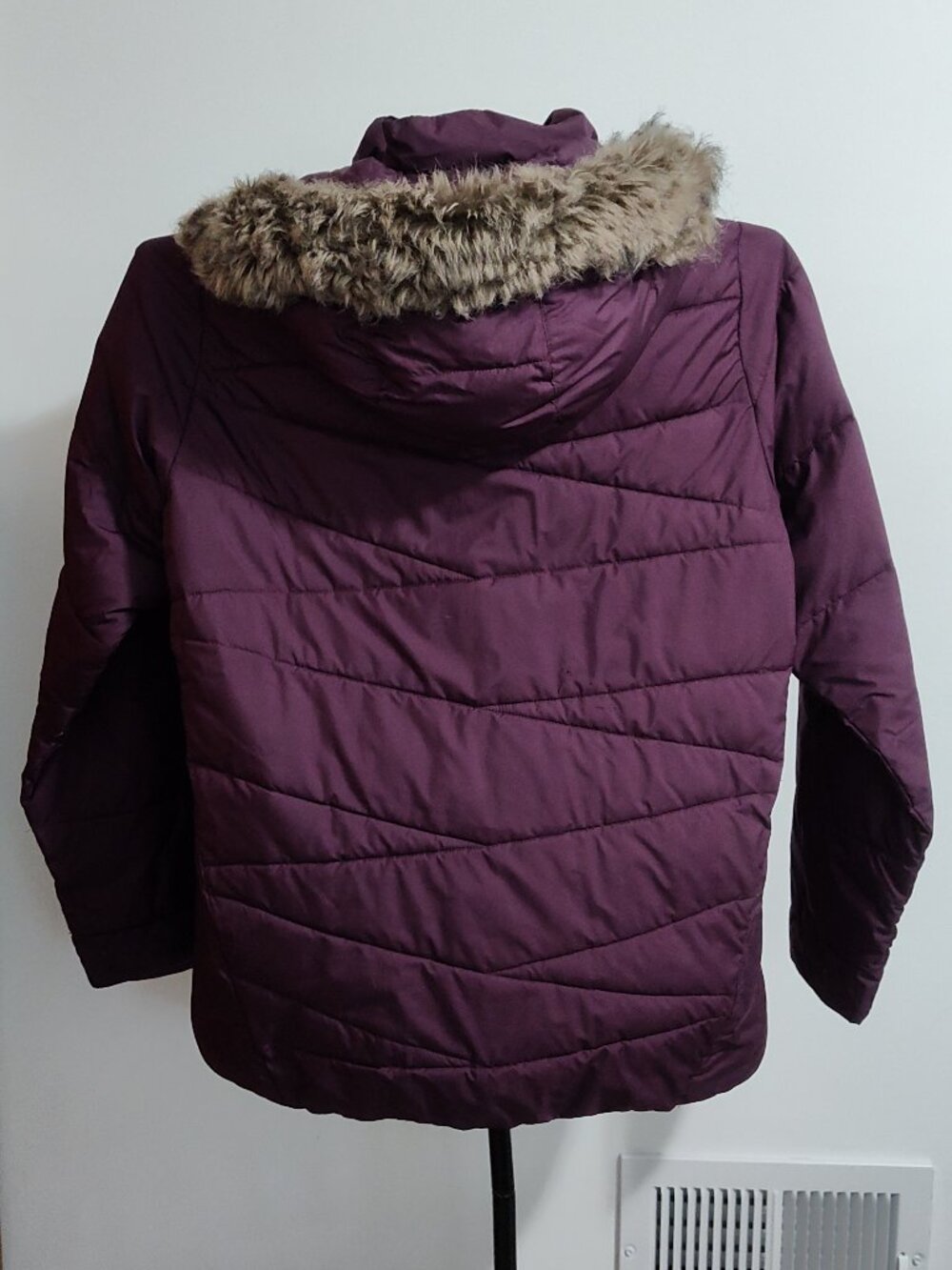 Columbia plum purple Peak to Park insulated puffer jacket, EUC, size L - Picture 5 of 5